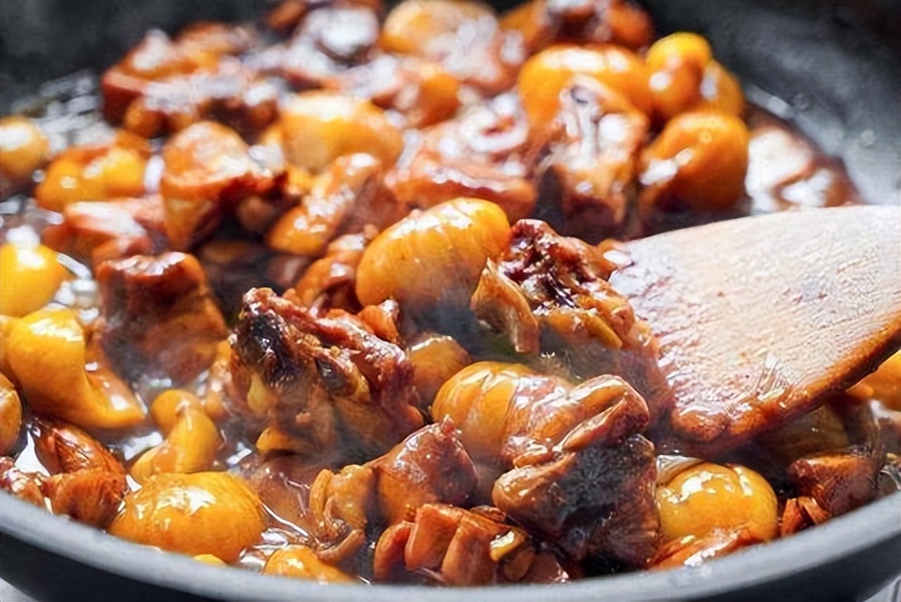 炖鸡肉别直接焯水教你正确做法,炖鸡肉不腥不柴的秘诀