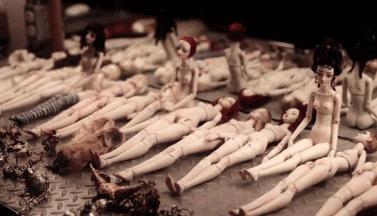 惊呆!李晨花200万为范冰冰定制的新娘娃娃,原来长这样!