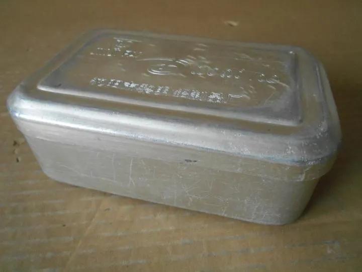 你可还记得黑白电视机上的彩色贴膜？回顾一些八九十年代生活用品