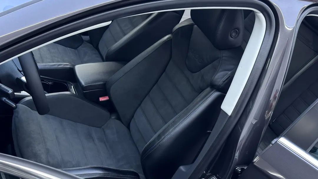 r36翻新改造全过程,大众r36这么老的车怎么还卖这么贵