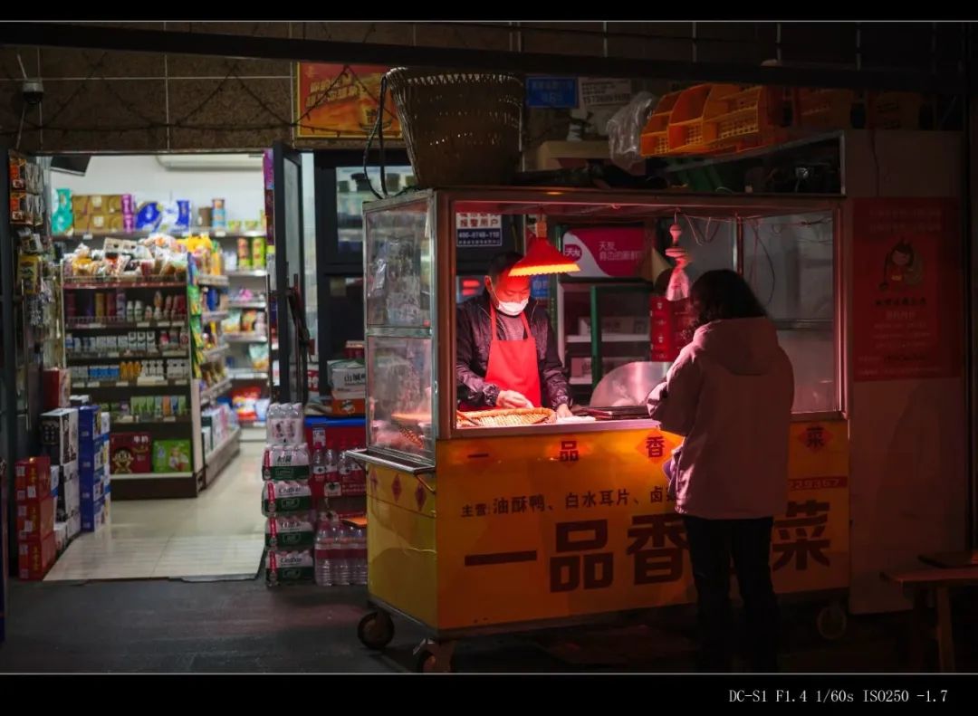 高性能微单,适马50mmf1.4老款与新款对比