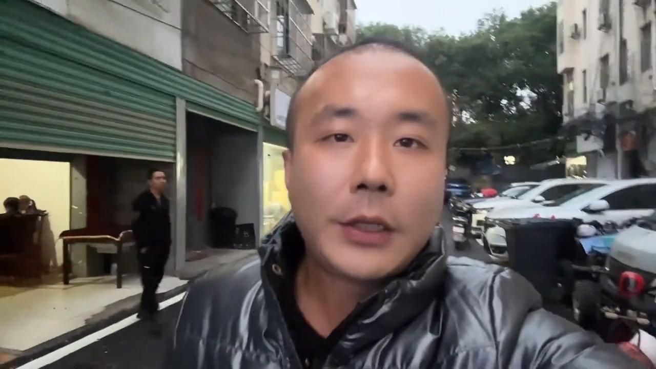 外卖小哥出事故保险一直拖着,外卖小哥出现交通事故怎么办