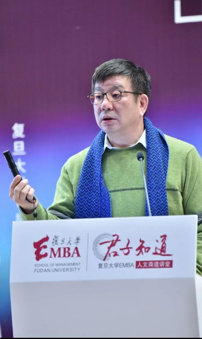 赵东元：发展科学，首先要发展科学精神