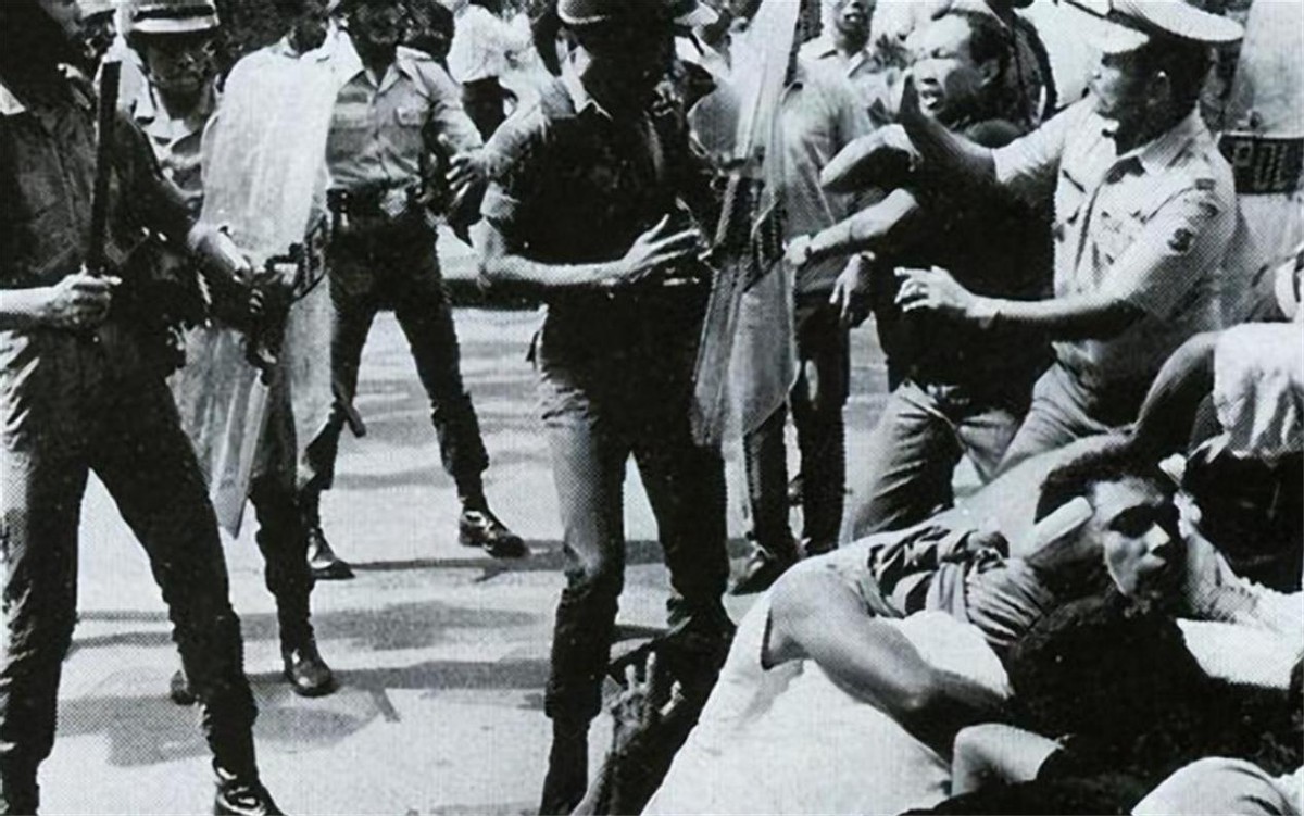 1965鍗板凹鍗庝汉琚睜浜嬩欢,鍗板凹鍗庝汉琚睜浜嬩欢濮嬫湯