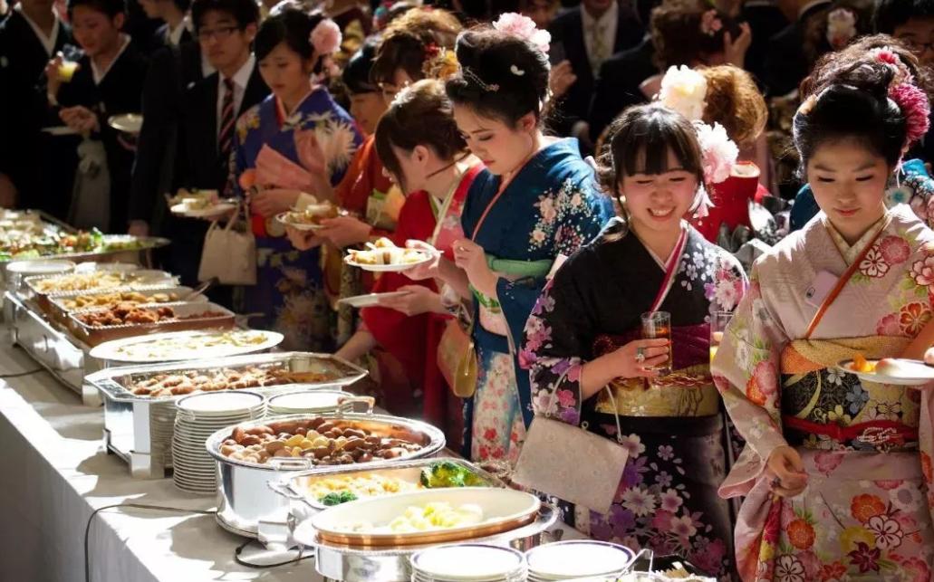 俄罗斯有多重要通过地图一目了然,从地图上看俄罗斯为什么这么大