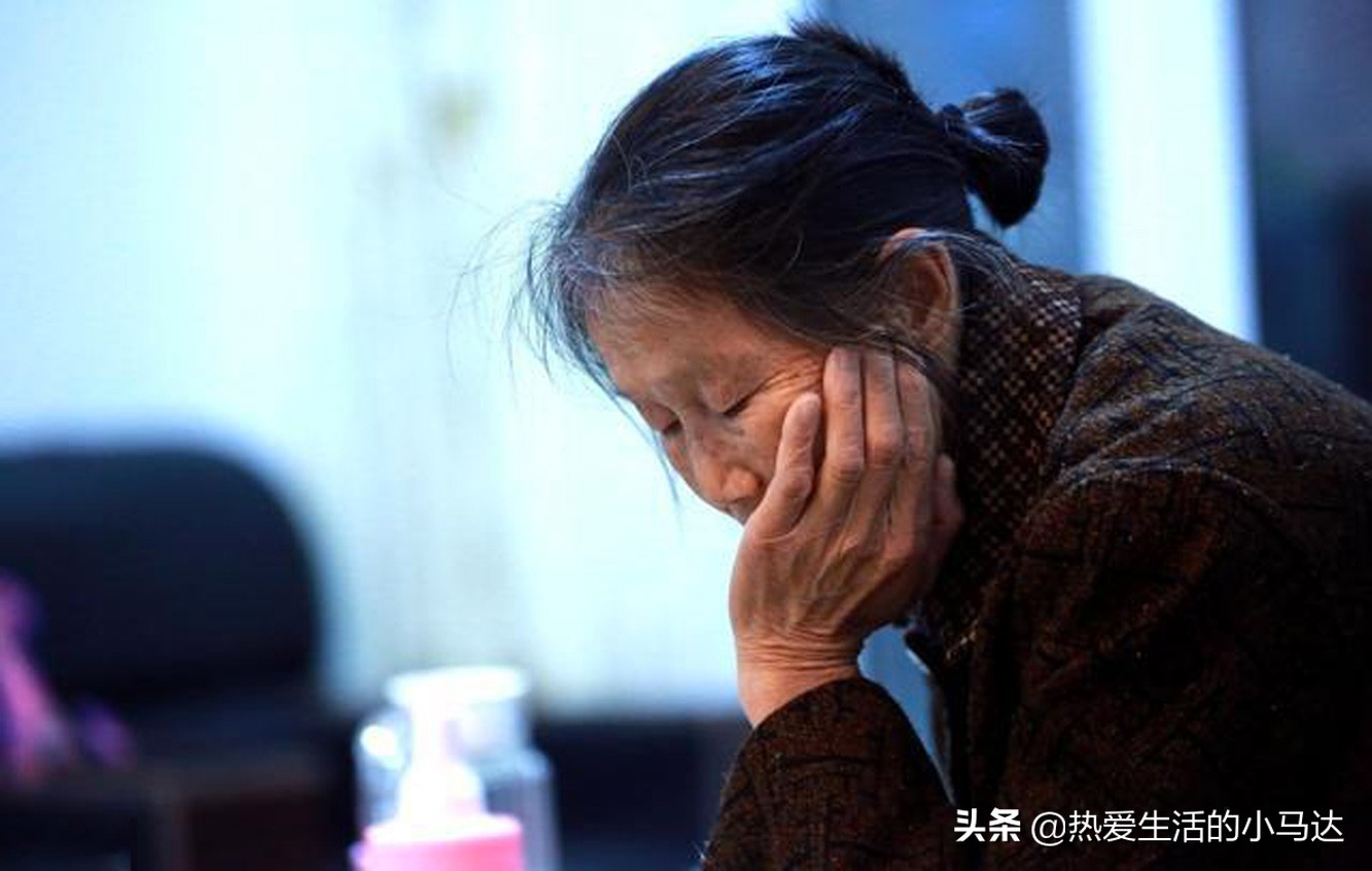 人到晚年老伴走了另一半该怎么办,人到老年怎么办