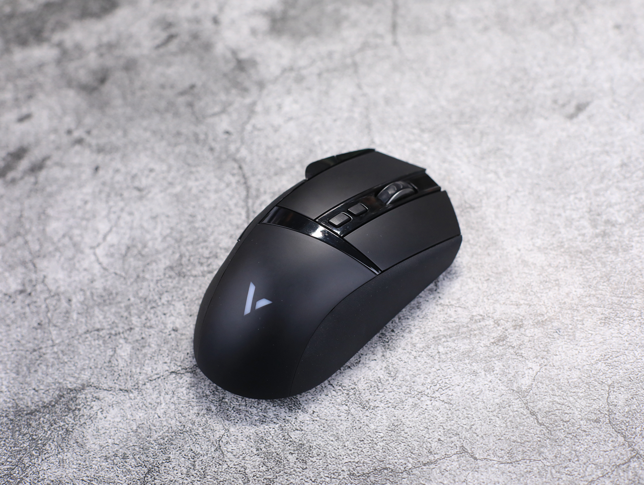 雷柏vt350s信号增强器有什么用,雷柏v300有线鼠标功能介绍