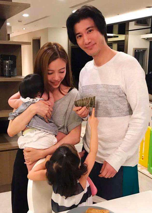 王力宏李靓蕾离婚风波,专家对王力宏和李靓蕾的离婚评价