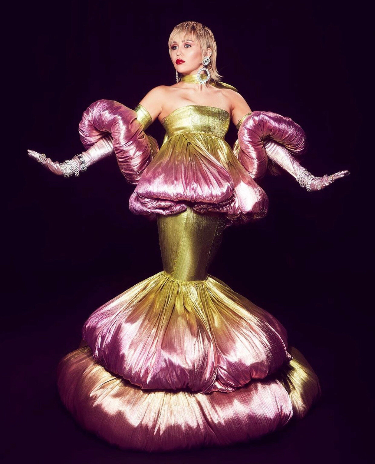 Lisa、CardiB争相上身，成立两年红透半边天的品牌——MissSohee