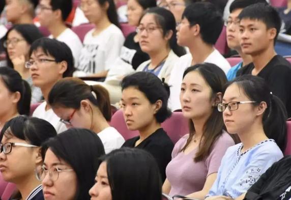 西贝996,西贝715和996哪个好