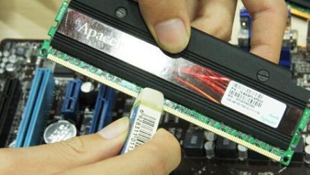 电脑主板不识别内存条怎么解决,主板不识别两个8g内存