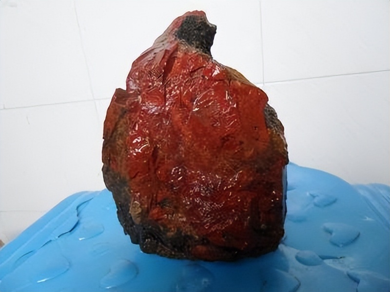 贵翠玉石价格,翡翠是石英岩玉吗