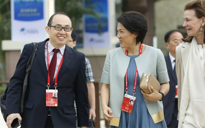 潘石屹：先富先跑路，我不带后富