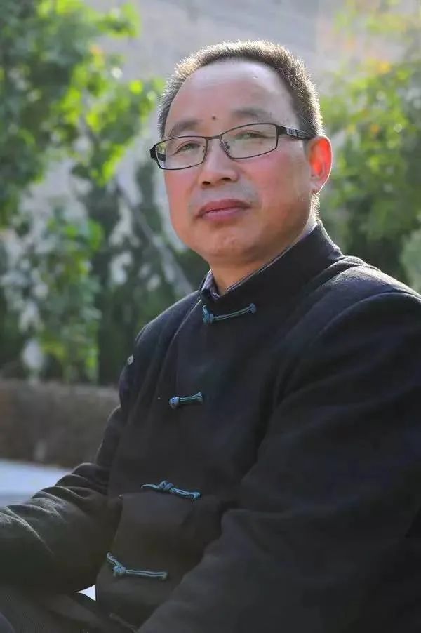 岩骨花香茶清远,岩骨花香武夷岩茶