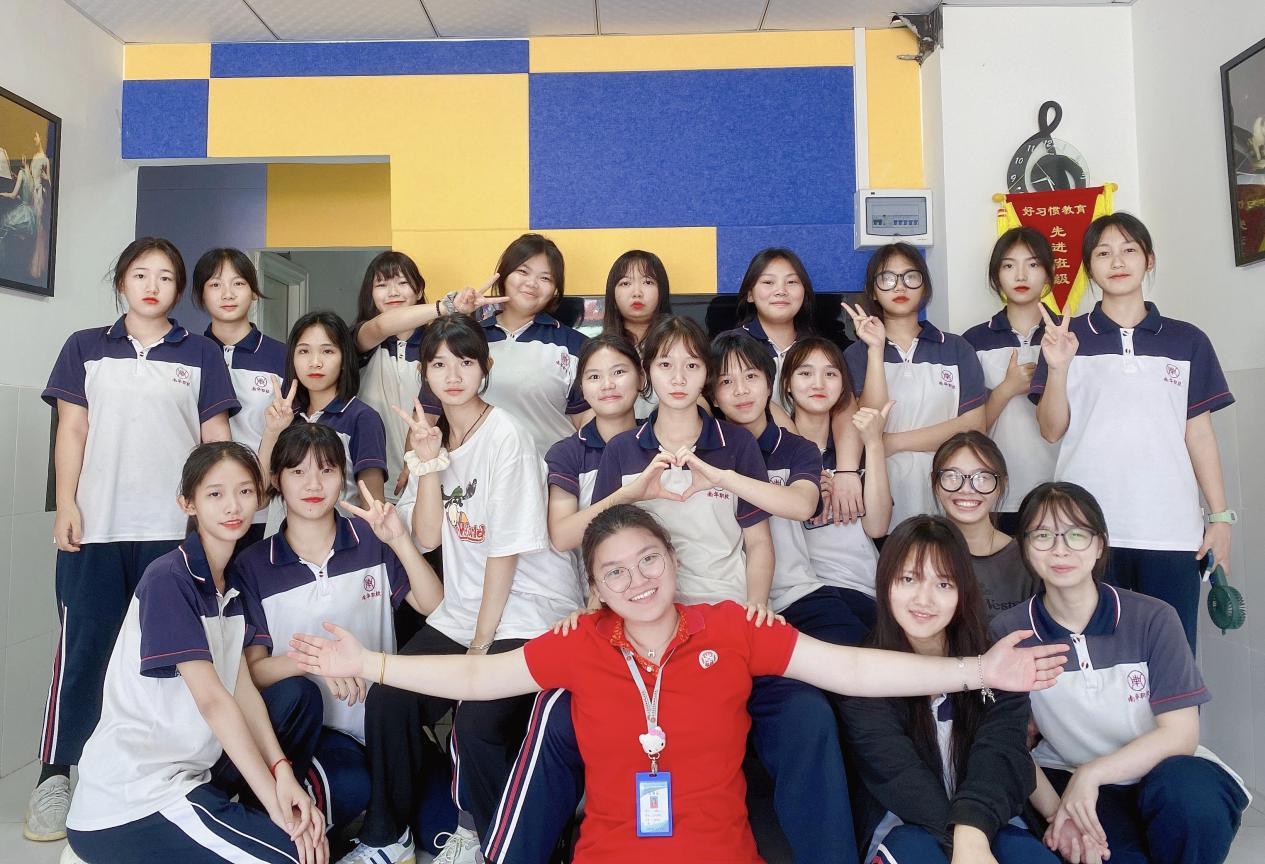 职高十大吃香专业适合女生,女生读职校什么专业最赚钱