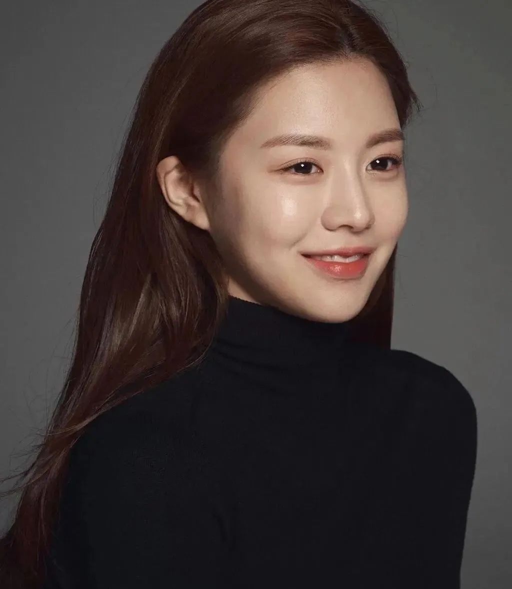 韩国女星全智贤巅峰颜值,小全智贤韩国高级脸