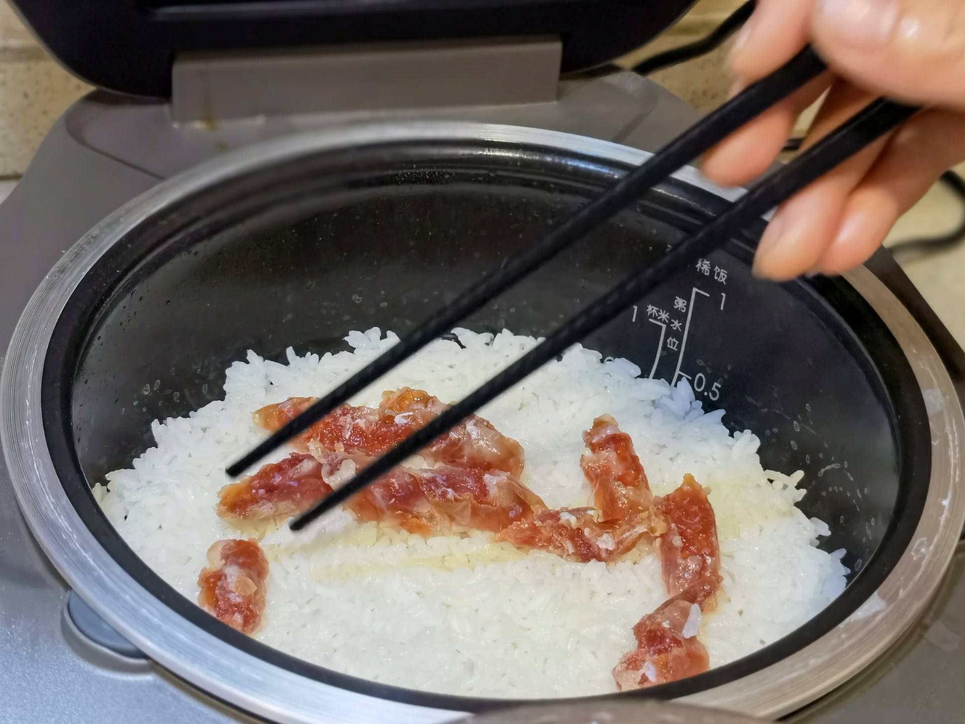 电饭煲苏泊尔性价比高,苏泊尔电饭煲如何选