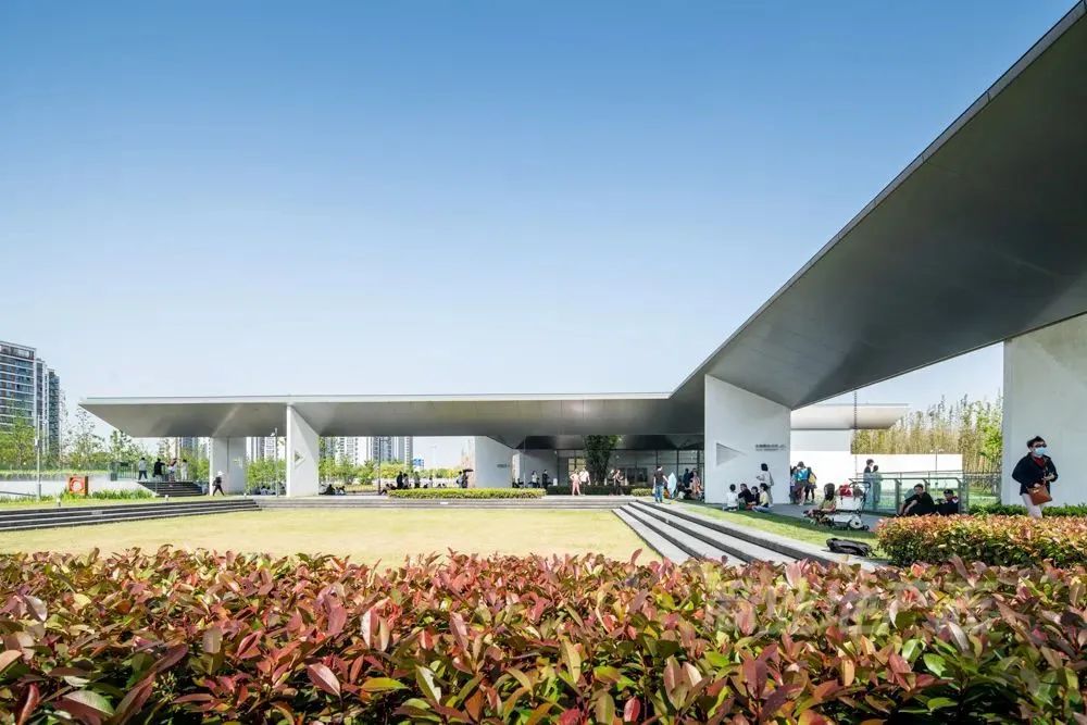 CRR百图斩｜公园里的新天地：上海蟠龙天地