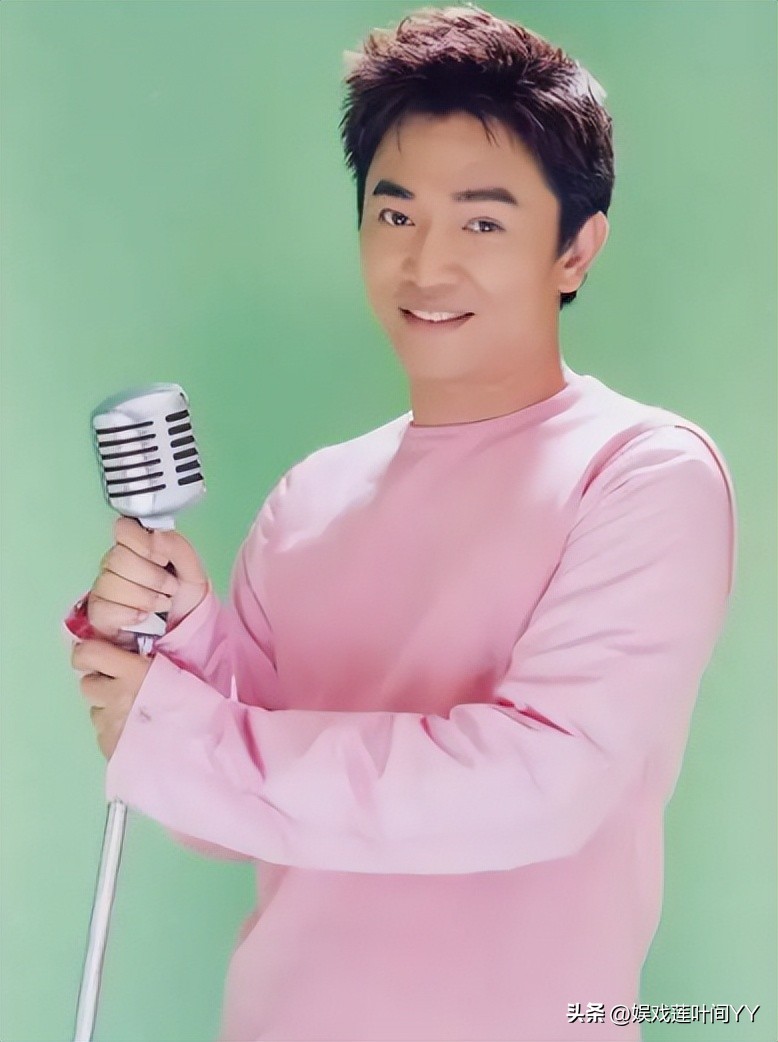 杜德伟长得不帅但是很有魅力,杜德伟年轻时候长头发