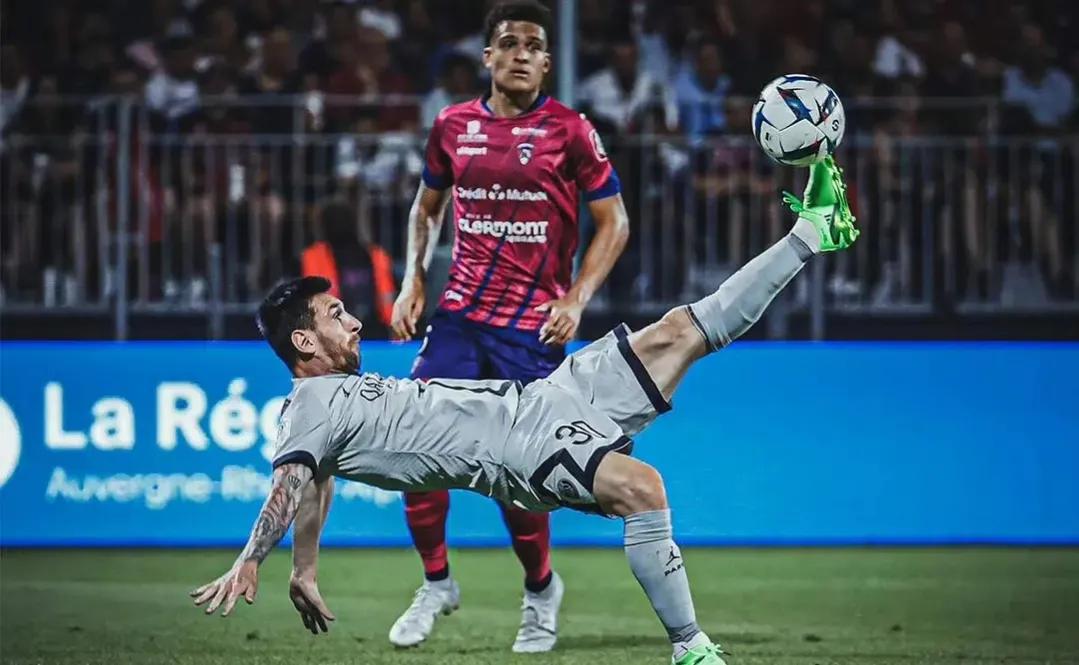 足球之神梅西竟然这么容易被激怒,梅西足球技巧