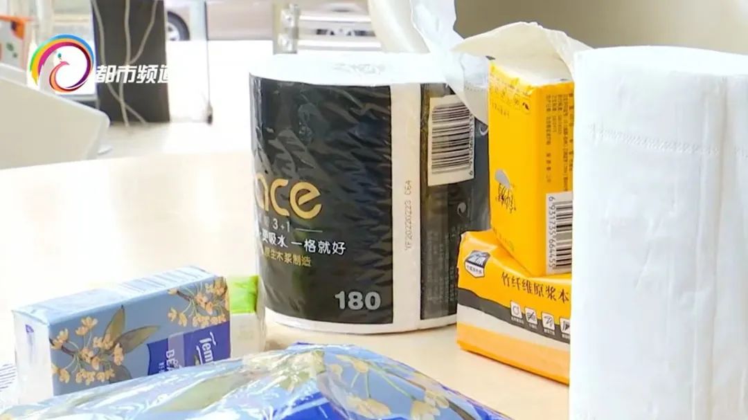 卷纸和抽纸哪个干净,还敢用卫生纸擦嘴吗