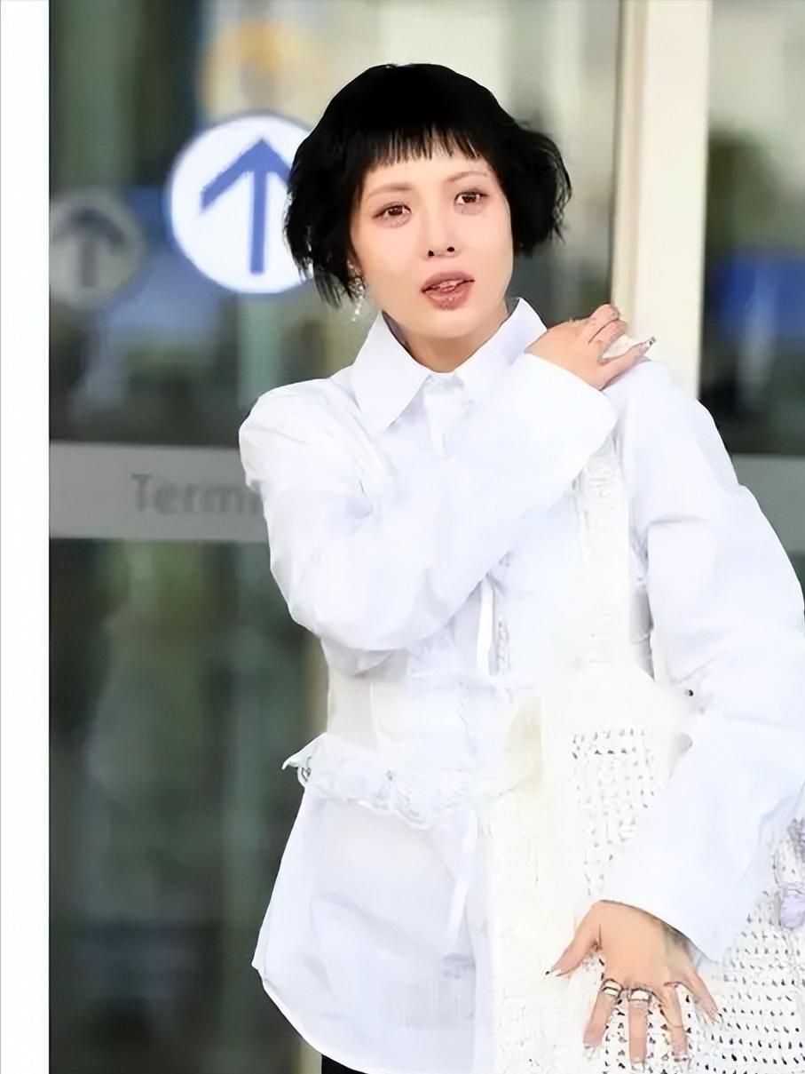 泫雅泰国泼水节舞台上的野马,泫雅在泰国泼水节