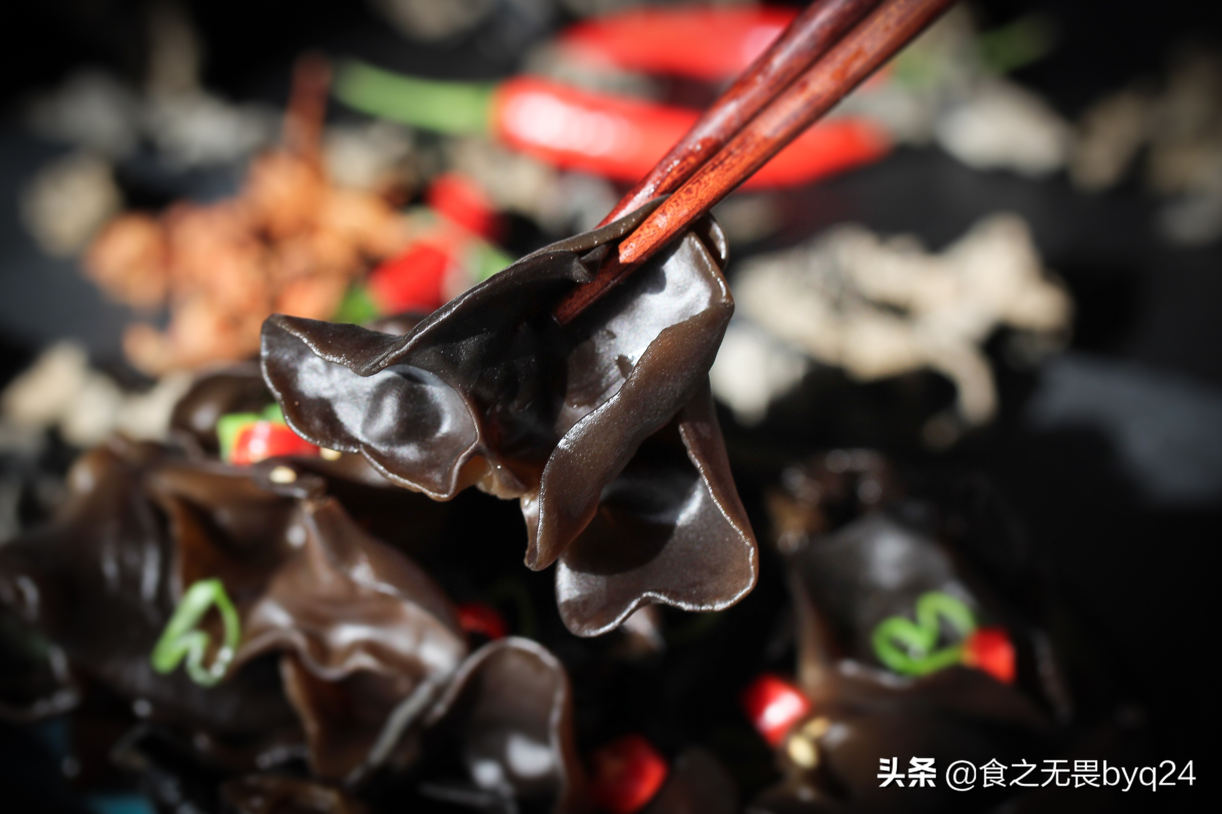 宝宝缺铁吃什么食物补铁效果最好,缺铁宝宝吃什么营养品