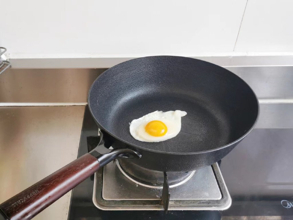 平底锅不粘锅推荐韩国,推荐一款经济好用的不粘锅