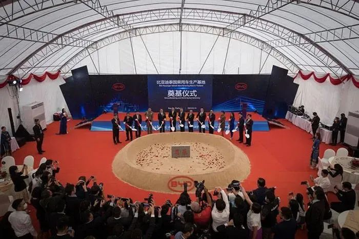 丰田燃油车买一送一,4s店丰田汽车买一送一