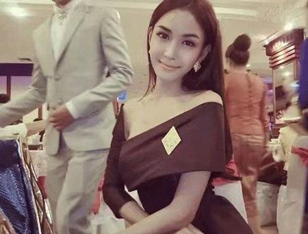 泰国变性人女友的甜蜜日常,揭露泰国变性人