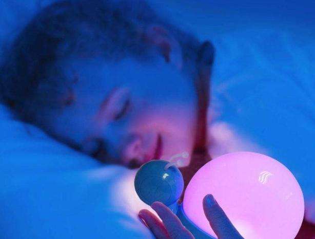 孩子怕鬼要怎么解决呢图片,孩子怕鬼怎么办说说