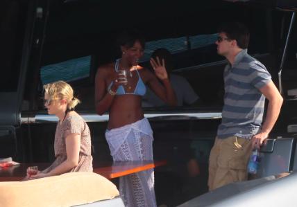 地球草小李子视频,地球草小李子现状