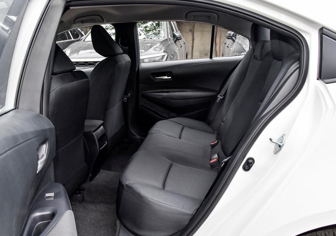 预算10万左右最值得买的车,预算10万日系车哪个最好