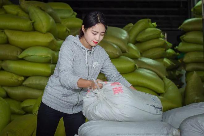 当前户口非转农都有哪些政策规定,农转非户口的最新政策到什么时候