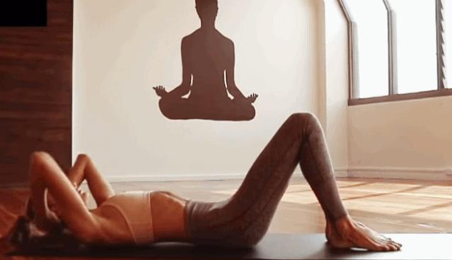 16个瑜伽腹部练习，给你马甲线和核心力量