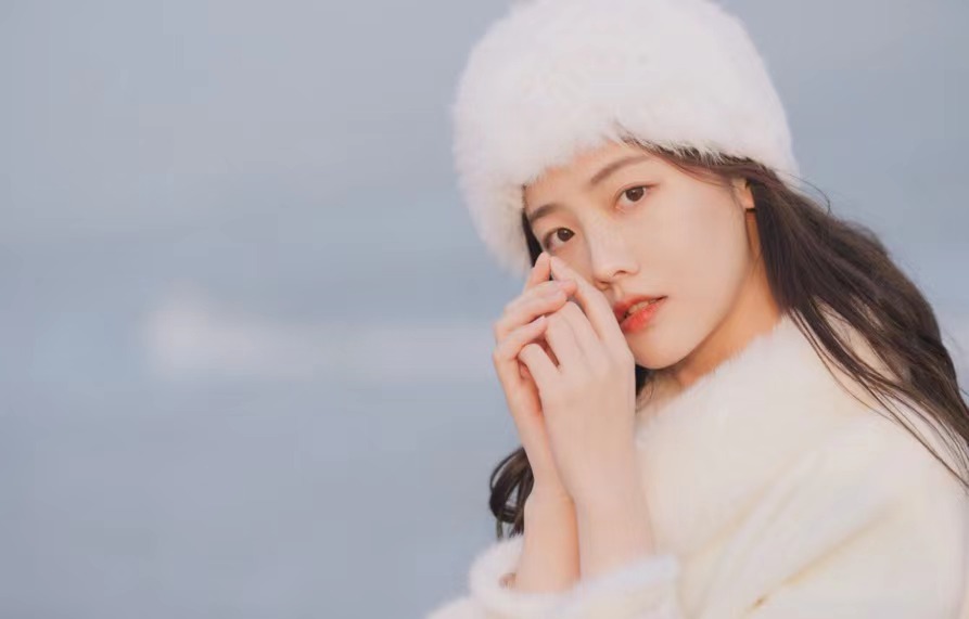 侧脸照怎么拍出高级感照片,五个拍照构图法