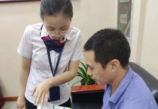 张雪峰靠乒乓球特长到银行工作,国家开发银行张雪峰