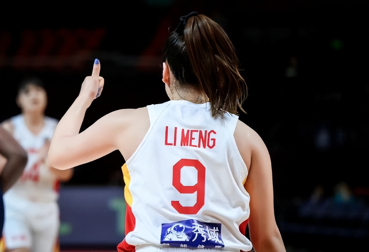 李月汝欧洲篮球集锦,篮球女明星李月汝