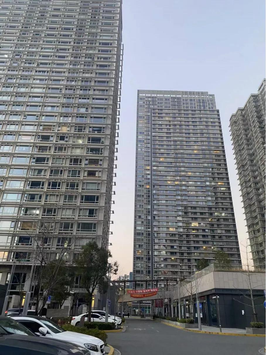 当年买的房子现在都什么样了,为什么酒店式公寓便宜