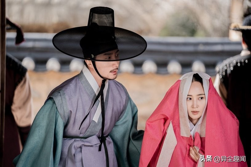 韩剧拥抱太阳的月亮1-20集演员,最好看十大古装爱情电视剧