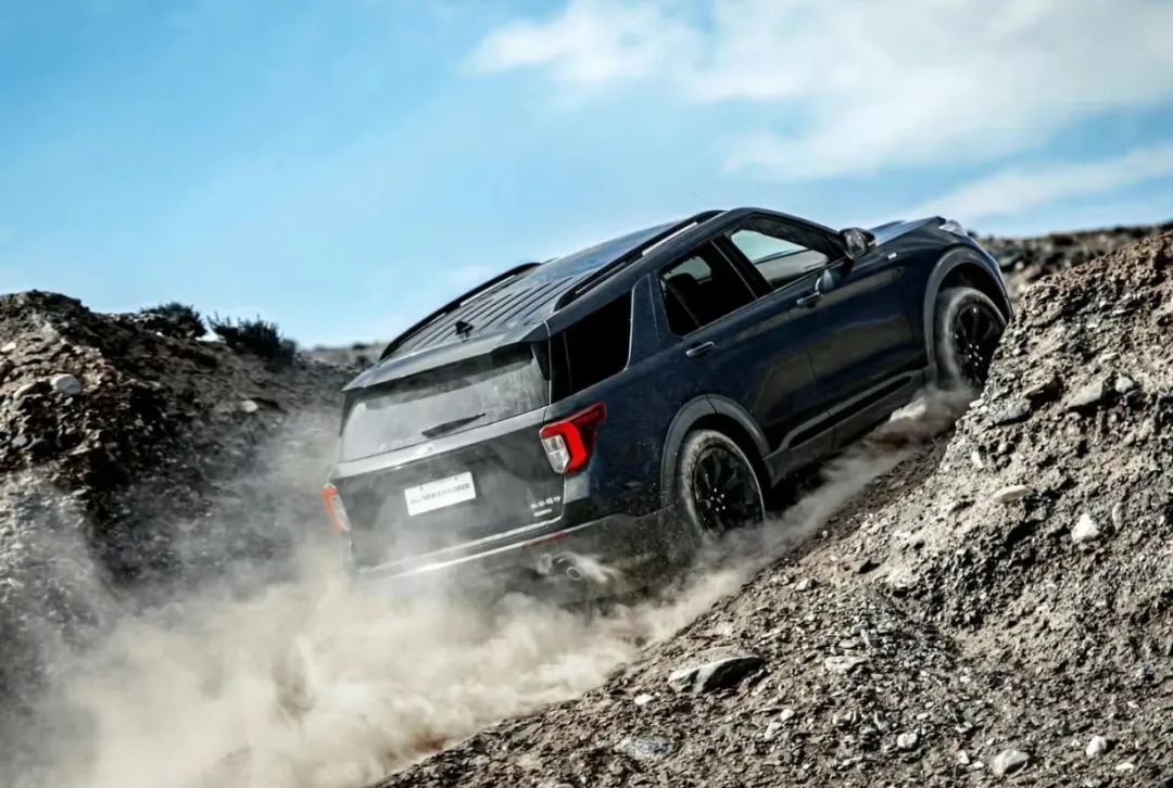 三年亏一半的福特探险者,福特探险者哪一年最值得购买