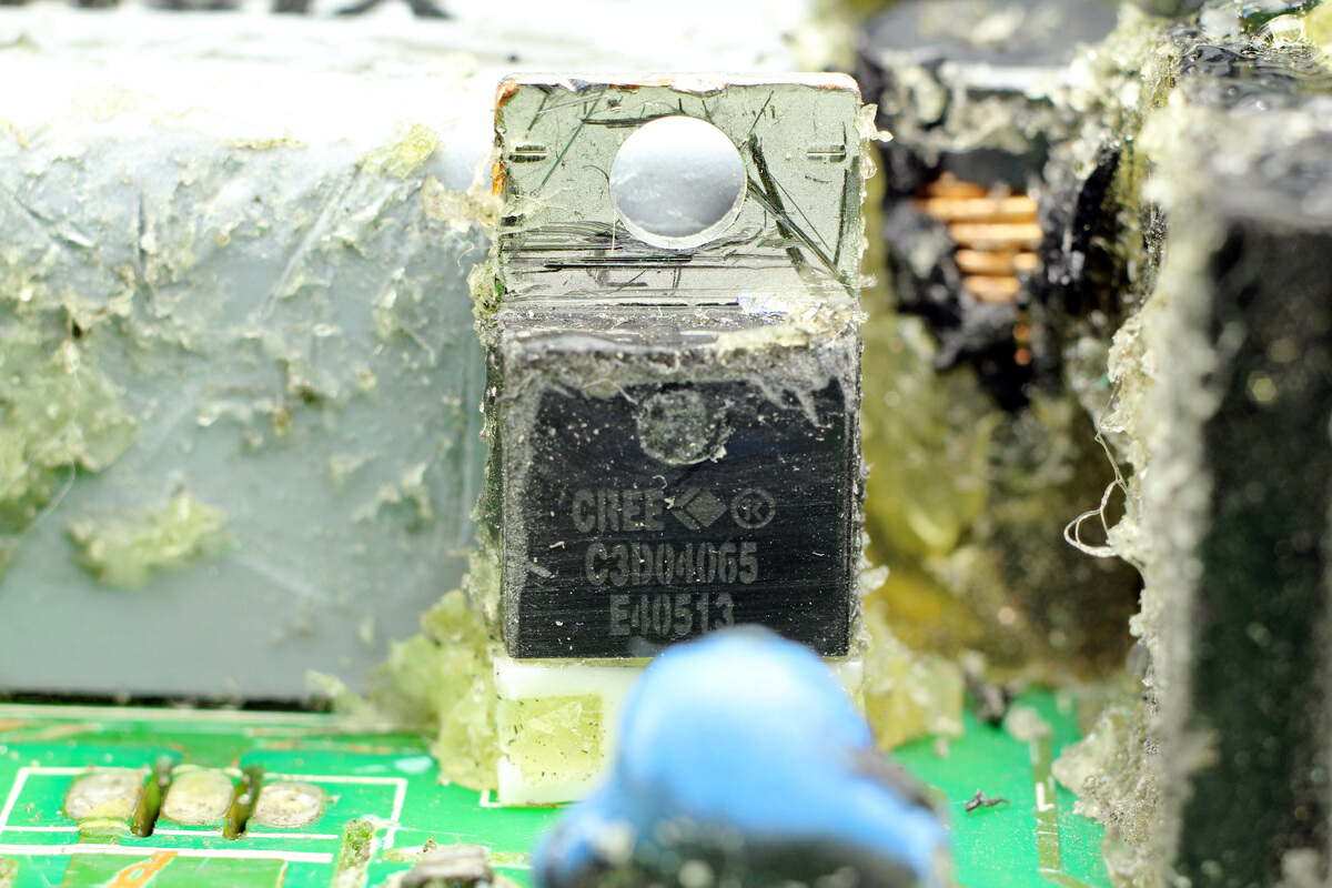 昱能光伏逆变器,昱能逆变器拆解