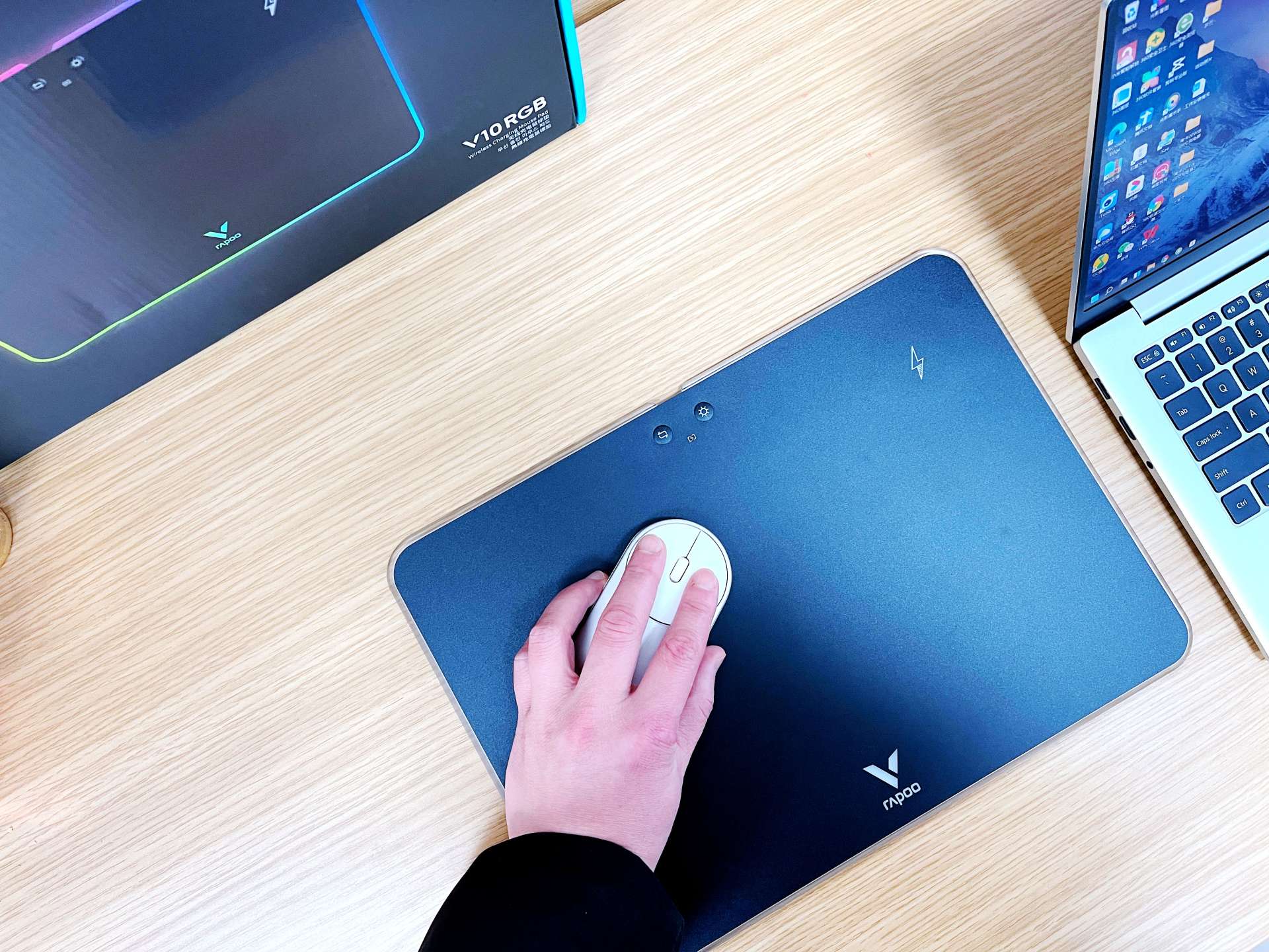 雷柏v1游戏鼠标好用吗,雷柏v10s鼠标垫