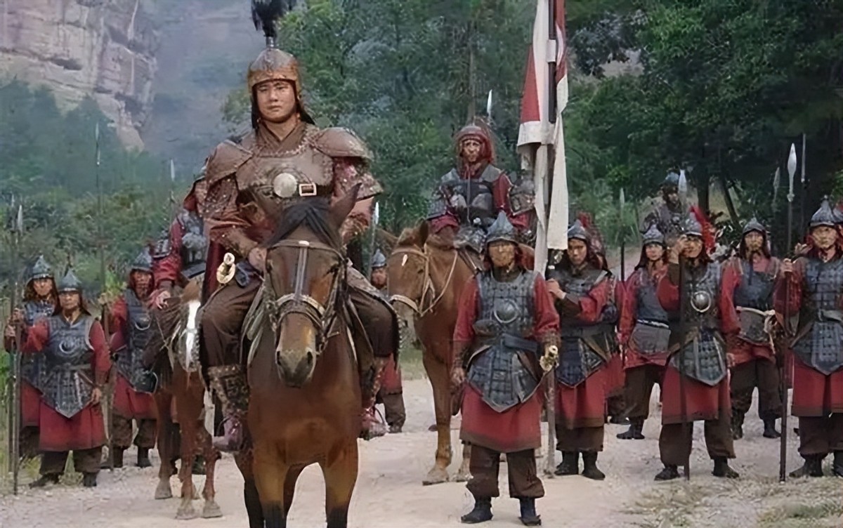 陈友谅30万大军为何被朱元璋打败,陈友谅被朱元璋打败身亡