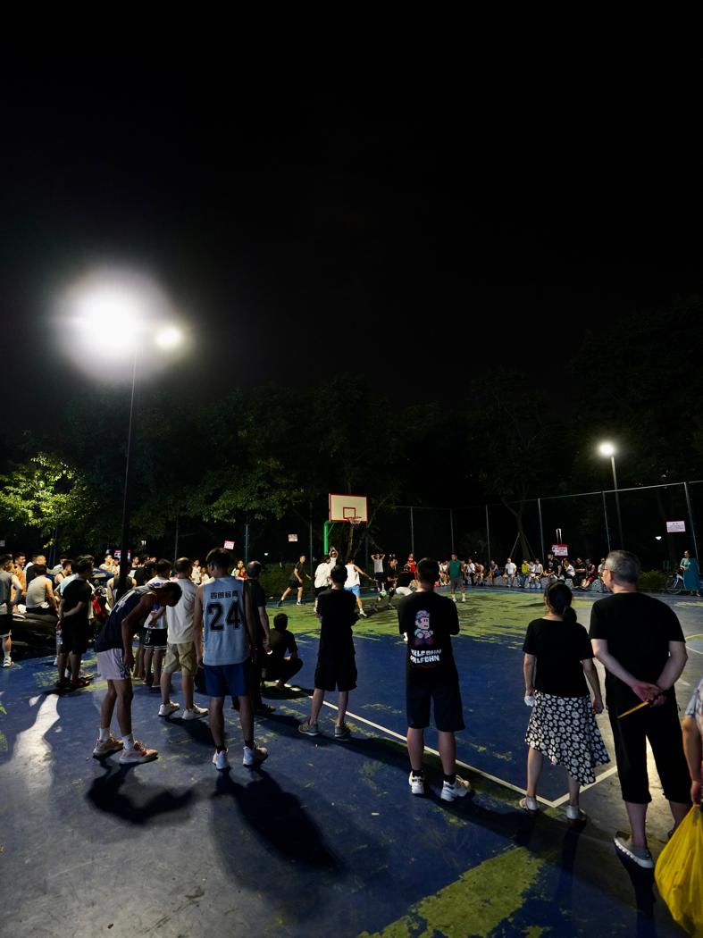 耍嗨了！成都这里夜色正好，夜经济持续升温～