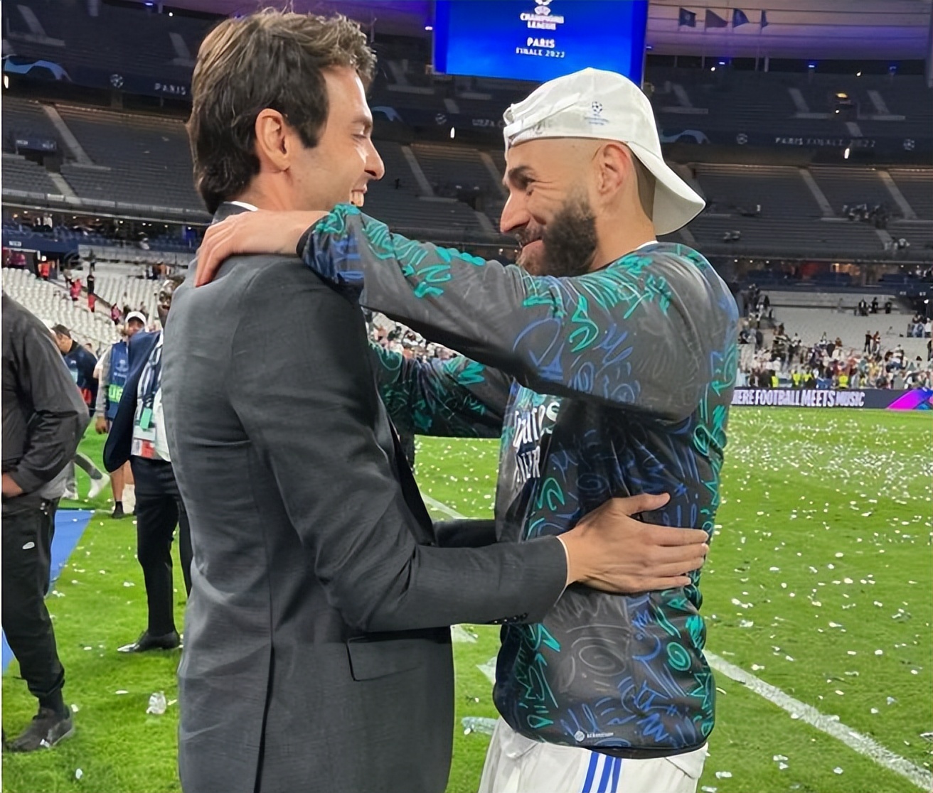 卡卡在皇马表现如何,卡卡颜值巅峰照片皇马