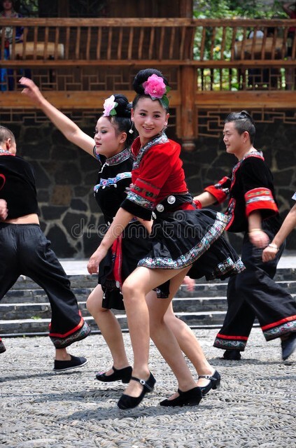 贵州毕节娶媳妇彩礼一般是多少,贵州贞丰县农村结婚彩礼多少钱