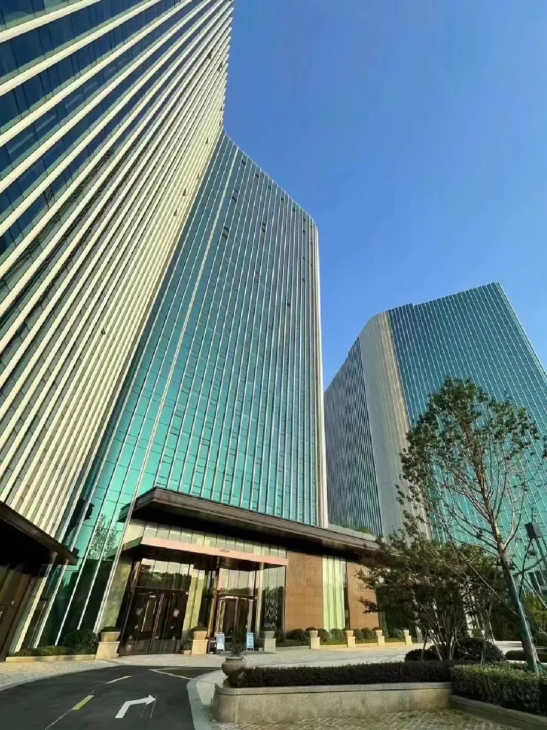 菜鸟没能带动周边起飞，“阿里定律”失效了吗