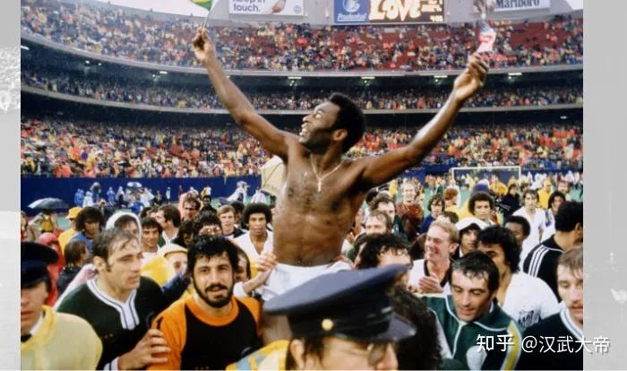 1970年世界杯巴西球员缅怀贝利,巴西足球第一人贝利