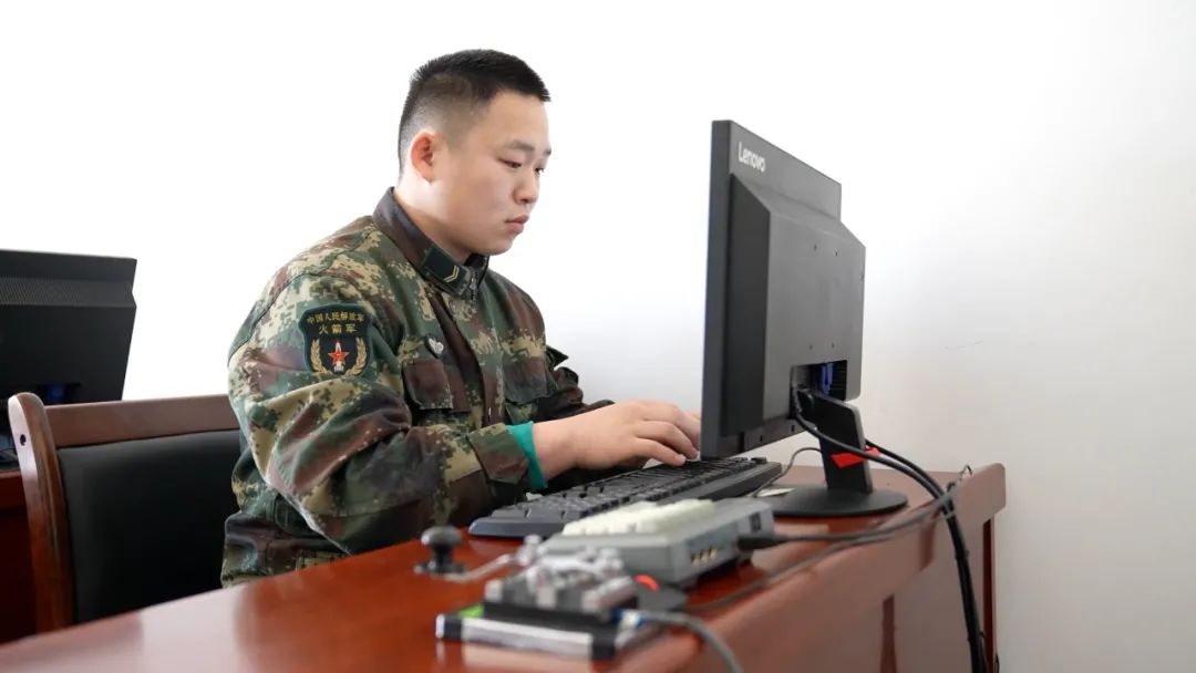 戳链接↓↓↓一起走进“千里眼”“顺风耳”的电波世界！